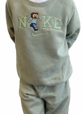 Nike Minecraft Olive Green New